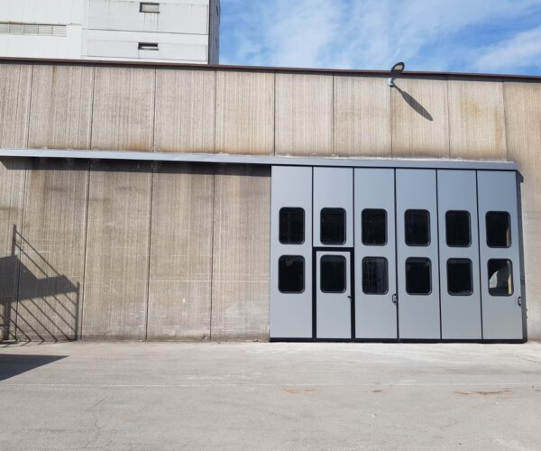 portoni scorrevoli sliding door silver