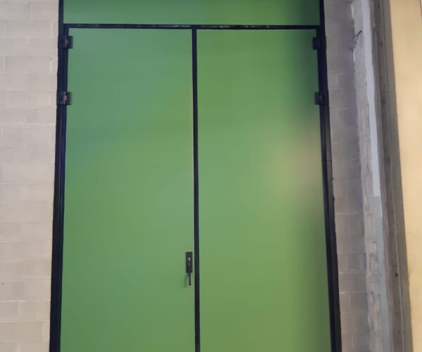 con cariglione con chiave .